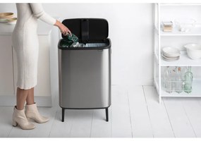Cos de gunoi Brabantia Bo Touch Hi 1001265, 2x30 L, Perfect langa perete, Reglare pe picior, Rezistent la amprente, Inox/mat