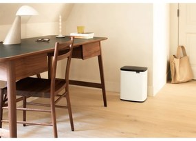 Cos de rufe Brabantia Bo Small 1006633, 12 L, Deschidere silentioasa si lina, Baza antiderapanta, Alb