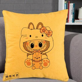 Perna Personalizata Labubu x Hello Kitty, 40x40 cm, Galben, Husa Detasabila, Perna Inclusa, BEKZ®