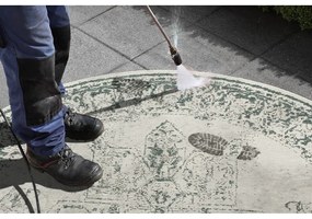 Covor adecvat pentru exterior NORTHRUGS Borbon, ø 140 cm, verde-crem