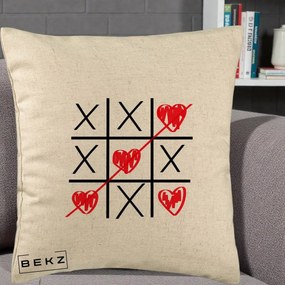 Cadou Romantic - Perna Personalizata Love Joc X si Inima cu Castigator Iubire, 40x40 cm, Bej, Husa Detasabila, Perna Inclusa, BEKZ®