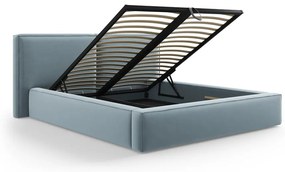 Pat matrimonial albastru deschis tapițat din catifea cu spațiu de depozitare cu somieră 200x200 cm Arendal – Cosmopolitan Design