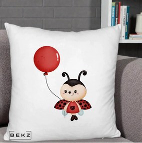 Perna Decorativa Buburuza cu Balon Rosu, 40x40 cm, Alb Pufos, Husa Detasabila, Perna Inclusa, BEKZ®