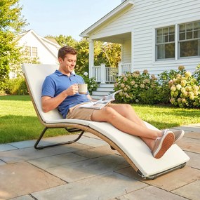 Outsunny Șezlong din Ratan Forma S cu Pernă, Șezlong de Grădină cu Structură din Oțel, pentru Terasă, Plajă, Piscină, Grădină, 175x57x80cm, Crem | Aosom Romania