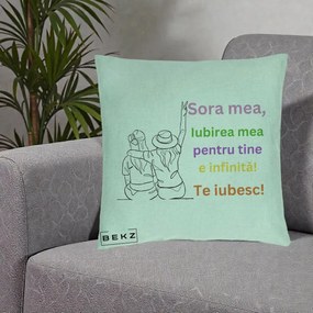 Cadou pentru Sora - Perna Personalizata Sora Mea Te Iubesc Doua Fete cu Palarie si Umbrela, 40x40 cm, Verde Menta, Husa Detasabila, Perna Inclusa, BEKZ®