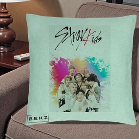 Perna Personalizata K-pop Stray Kids cu Splash Multicolor, 40x40 cm, Verde Menta, Husa Detasabila, Perna Inclusa, BEKZ®