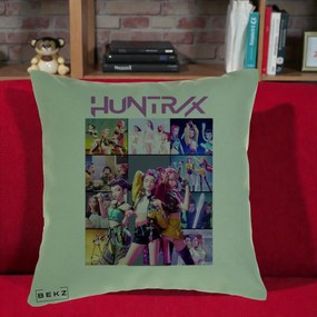 Perna Personalizata K-pop HUNTRX Colaj Animat Foto Grup, 40x40 cm, Verde, Husa Detasabila, Perna Inclusa, BEKZ®