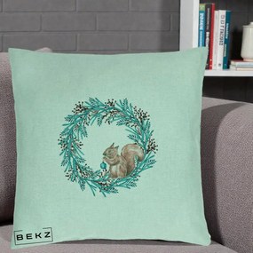 Perna Decorativa Coroana Turcoaz cu Veverita, 40x40 cm, Verde Menta, Husa Detasabila, Perna Inclusa, BEKZ®
