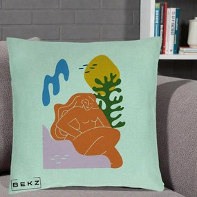 Perna Decorativa Femeie Portocalie Relaxata, 40x40 cm, Verde Menta, Husa Detasabila, Perna Inclusa, BEKZ®