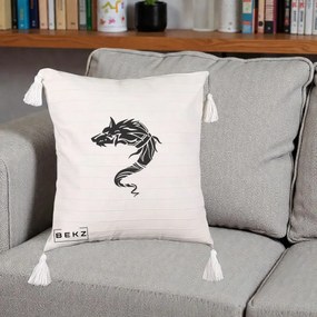 Perna Decorativa Lup Tribal Alb-Negru, 40x40 cm, Bej cu Franjuri, Husa Detasabila, Perna Inclusa, BEKZ®