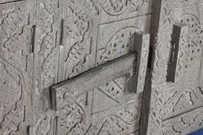Comoda TV, gri, din lemn masiv sculptat, Arvane