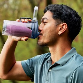 Blender portabil Ninja Blast Max BC251EUNV, 14,4 W, 11,1 V, 570 ml, 19 000 rpm, zdrobire gheață, până la 25 de cicluri, fără BPA, albastru