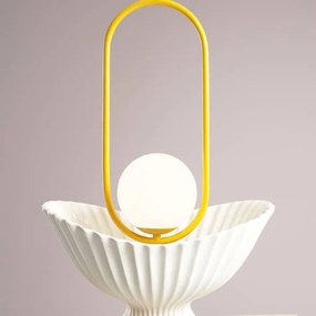 Pendul modern galben cu un glob de sticla Riva