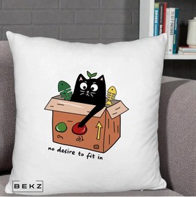 Perna Decorativa Pisica in Cutie No Desire to Fit In, 40x40 cm, Alb Pufos, Husa Detasabila, Perna Inclusa, BEKZ®