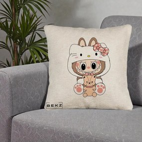 Perna Personalizata Labubu x Hello Kitty, 40x40 cm, Bej Canapea, Husa Detasabila, Perna Inclusa, BEKZ®