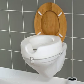 Capac înălţat pentru WC