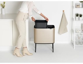 Coș de gunoi auriu de reciclat/cu senzori de atingere din oțel 34 l Bo Touch Bin – Brabantia
