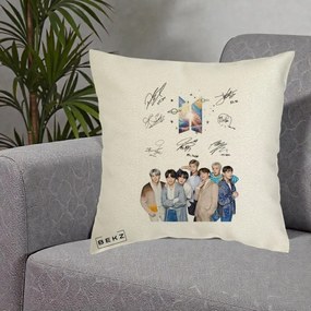 Perna Personalizata K-pop BTS Autografe Toti Membrii Fotografie, 40x40 cm, Ecru, Husa Detasabila, Perna Inclusa, BEKZ®