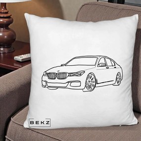 Perna Personalizata BMW Seria 7 Linie Minimalista, 40x40 cm, Alb Pufos, Husa Detasabila, Perna Inclusa, BEKZ®
