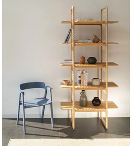 Scaun de dining albastru cu cotiere din lemn de stejar Flip – Gazzda