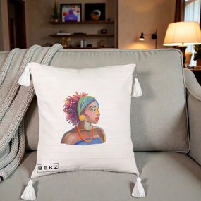 Perna Decorativa Portret Femeie Urbana Acuarela, 40x40 cm, Bej cu Franjuri, Husa Detasabila, Perna Inclusa, BEKZ®