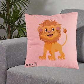Perna Decorativa Pui de Leu Kawaii, 40x40 cm, Roz, Husa Detasabila, Perna Inclusa, BEKZ®