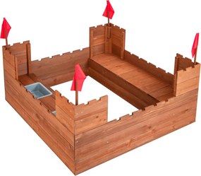 Sandbox în formă de castel
