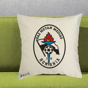 Perna Personalizata Gaz Metan Medias 1945 Fotbal, 40x40 cm, Ecru, Husa Detasabila, Perna Inclusa, BEKZ®