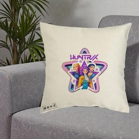 Perna Personalizata K-pop HUNTRX Trio Stea cu Pisica, 40x40 cm, Ecru, Husa Detasabila, Perna Inclusa, BEKZ®