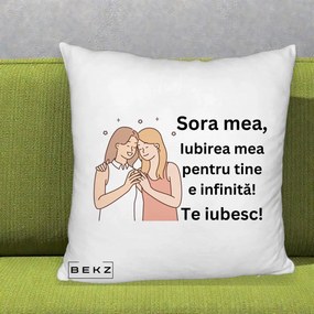 Cadou pentru Sora - Perna Personalizata Sora Mea Te Iubesc Imbratisare cu Sclipiri, 40x40 cm, Alb Pufos, Husa Detasabila, Perna Inclusa, BEKZ®