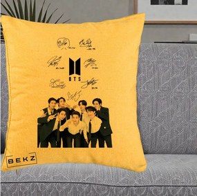 Perna Personalizata K-pop BTS Autografe Toti Membrii cu Fotografie, 40x40 cm, Galben, Husa Detasabila, Perna Inclusa, BEKZ®