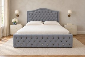 Pat tapițat Chesterfield din catifea Solaria Deluxe Cristal 140×200 cm, gri deschis, cu ladă de depozitare