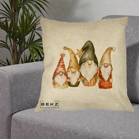 Perna Decorativa Gnomi de Craciun Patru, 40x40 cm, Crem, Husa Detasabila, Perna Inclusa, BEKZ®