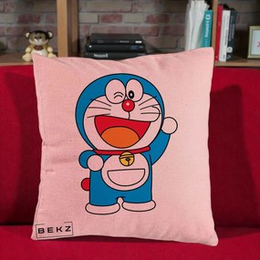 Perna Personalizata Doraemon Salutand, 40x40 cm, Roz, Husa Detasabila, Perna Inclusa, BEKZ®