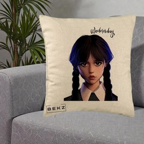 Perna Personalizata Wednesday Addams Portret Realist, 40x40 cm, Bej, Husa Detasabila, Perna Inclusa, BEKZ®
