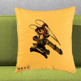 Perna Personalizata Attack on Titan Eren Yeager Lupta, 40x40 cm, Galben, Husa Detasabila, Perna Inclusa, BEKZ®