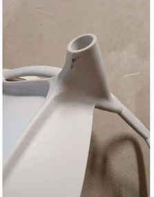 Promotie Scaun din plastic alb KATO II. calitate.