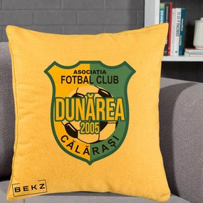 Perna Personalizata AFC Dunarea Calarasi 2005 Fotbal, 40x40 cm, Galben, Husa Detasabila, Perna Inclusa, BEKZ®