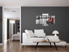 Tablou cu pantofi cu role vechi roșii (90x60 cm)