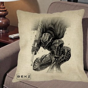 Perna Personalizata Berserk Guts Armor of Darkness Manga, 40x40 cm, Crem, Husa Detasabila, Perna Inclusa, BEKZ®
