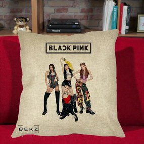 Perna Personalizata K-pop BLACKPINK Fotografie de Grup, 40x40 cm, Crem, Husa Detasabila, Perna Inclusa, BEKZ®