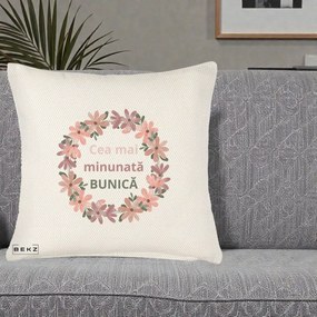 Cadou pentru Bunica - Perna Personalizata Cea Mai Minunata Bunica Coronita Flori Roz, 40x40 cm, Crem Reliefat, Husa Detasabila, Perna Inclusa, BEKZ®