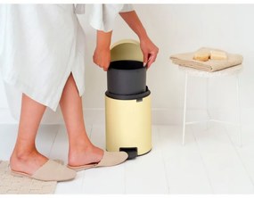 Cos cu pedala Brabantia NewIcon 1008840, 5 L, Inchidere lina, Baza antiderapanta, Galben