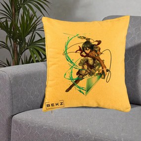 Perna Personalizata Attack on Titan Mikasa Ackerman Lupta, 40x40 cm, Galben, Husa Detasabila, Perna Inclusa, BEKZ®
