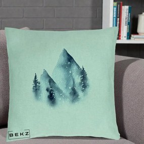 Perna Decorativa Munti Inzapeziti Acuarela Indigo, 40x40 cm, Verde Menta, Husa Detasabila, Perna Inclusa, BEKZ®