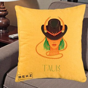 Perna Personalizata Zodie Taur, 40x40 cm, Galben, Husa Detasabila, Perna Inclusa, BEKZ®