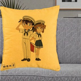 Perna Personalizata Detective Conan Conan si Ai Sailor, 40x40 cm, Galben, Husa Detasabila, Perna Inclusa, BEKZ®