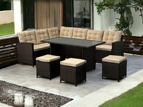 Set exclusivist de canapele din rattan pentru opt sau mai multe persoane