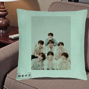 Perna Personalizata K-pop BTS Foto Grup Pastel, 40x40 cm, Verde Menta, Husa Detasabila, Perna Inclusa, BEKZ®
