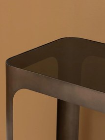 Consolă metalică cu raft din sticlă, formă rotunjită, finisaj auriu antichizat, 76x40x130 cm, „Lexton"